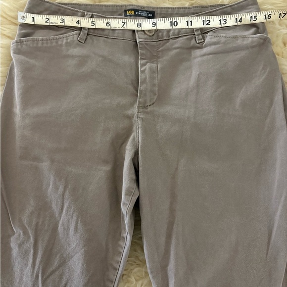 Lee Women's Khaki Relaxed Fit Straight Leg Pants - Picture 3 of 7